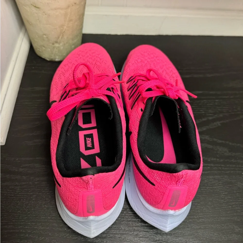 Nike Air Zoom Pegasus 36 Womens Size 8.5 US Hyper Pink Running Shoes AQ2210-600 - Picture 8 of 11